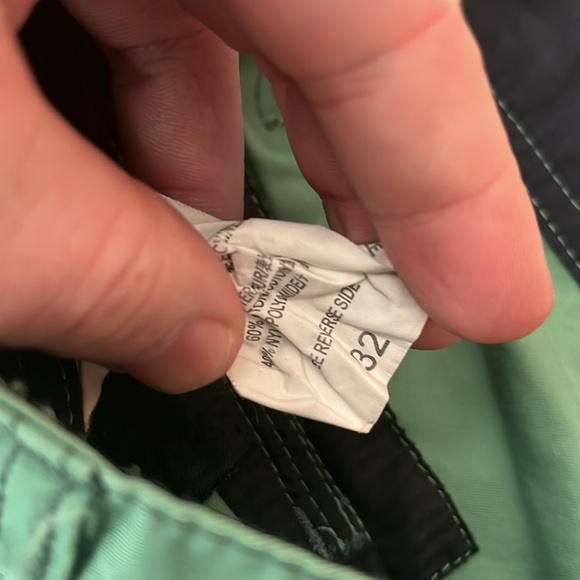 Volcom Hybrid Shorts Surf & Turf in Mint - Picture 4 of 5